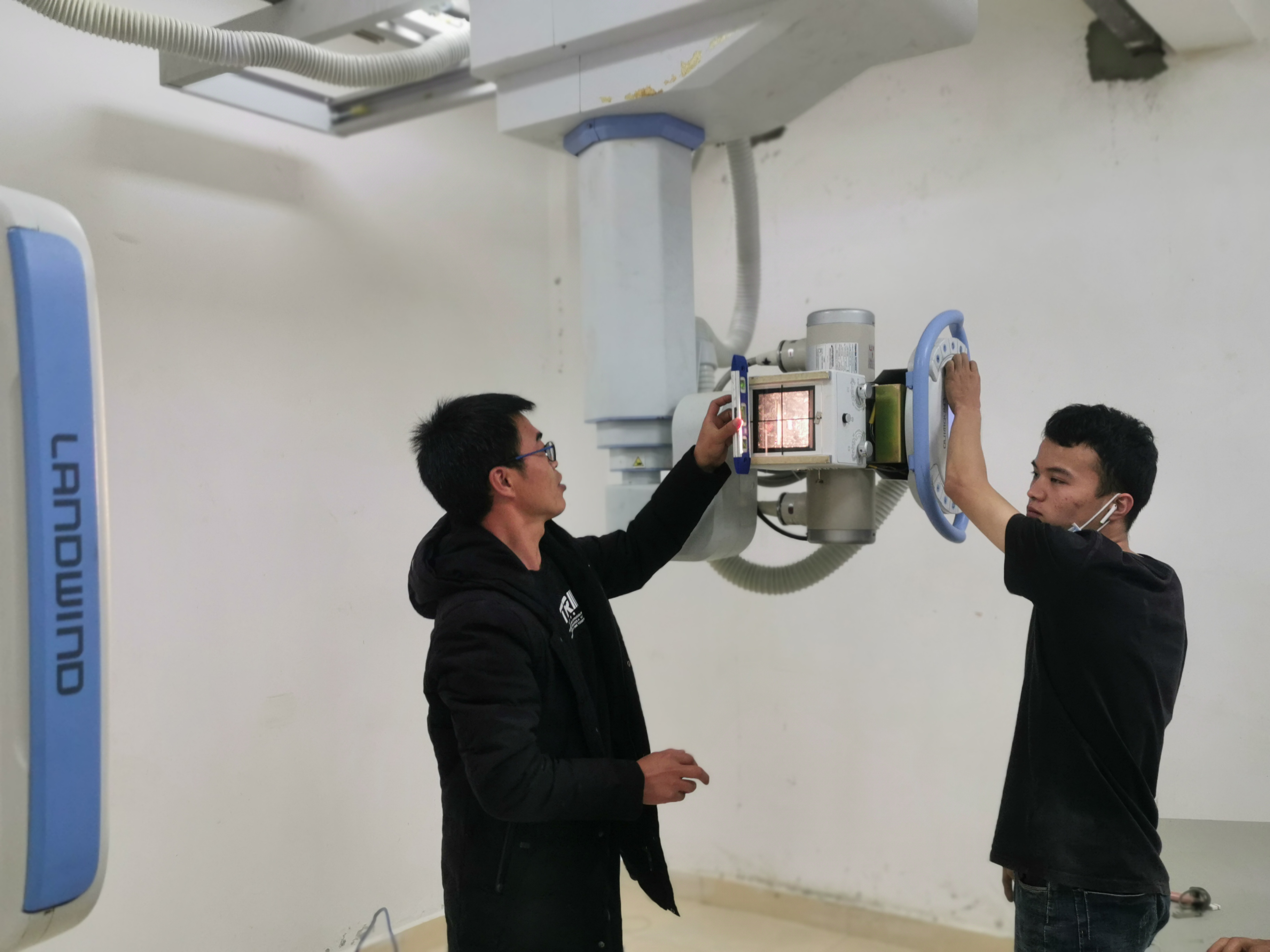 高原上镌刻医者仁心的誓言——电子科技大学医院传帮带工作纪实