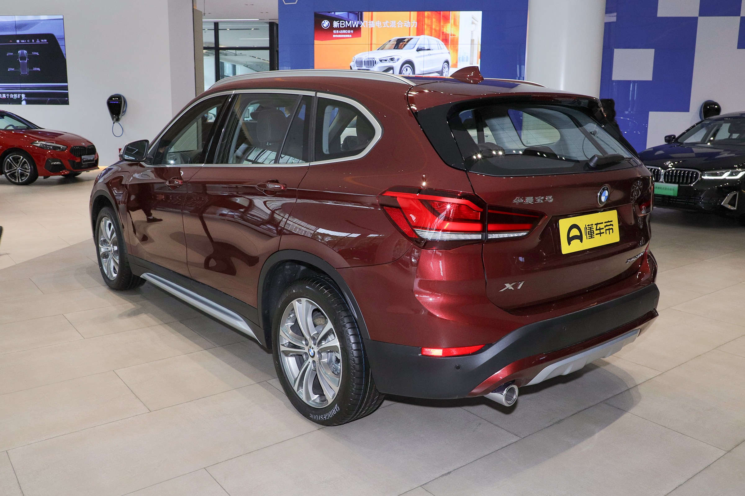 开一台2021款宝马x1 phev,一年下来需要多少钱?