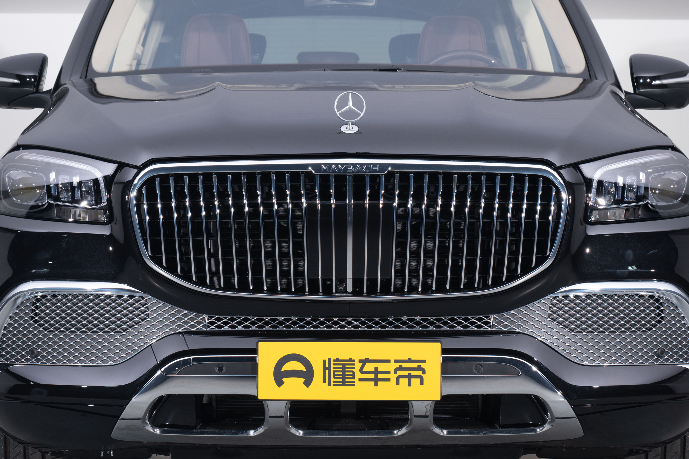 新车｜梅赛德斯-迈巴赫GLS上涨24万元！逼近300万买宾利还是它？