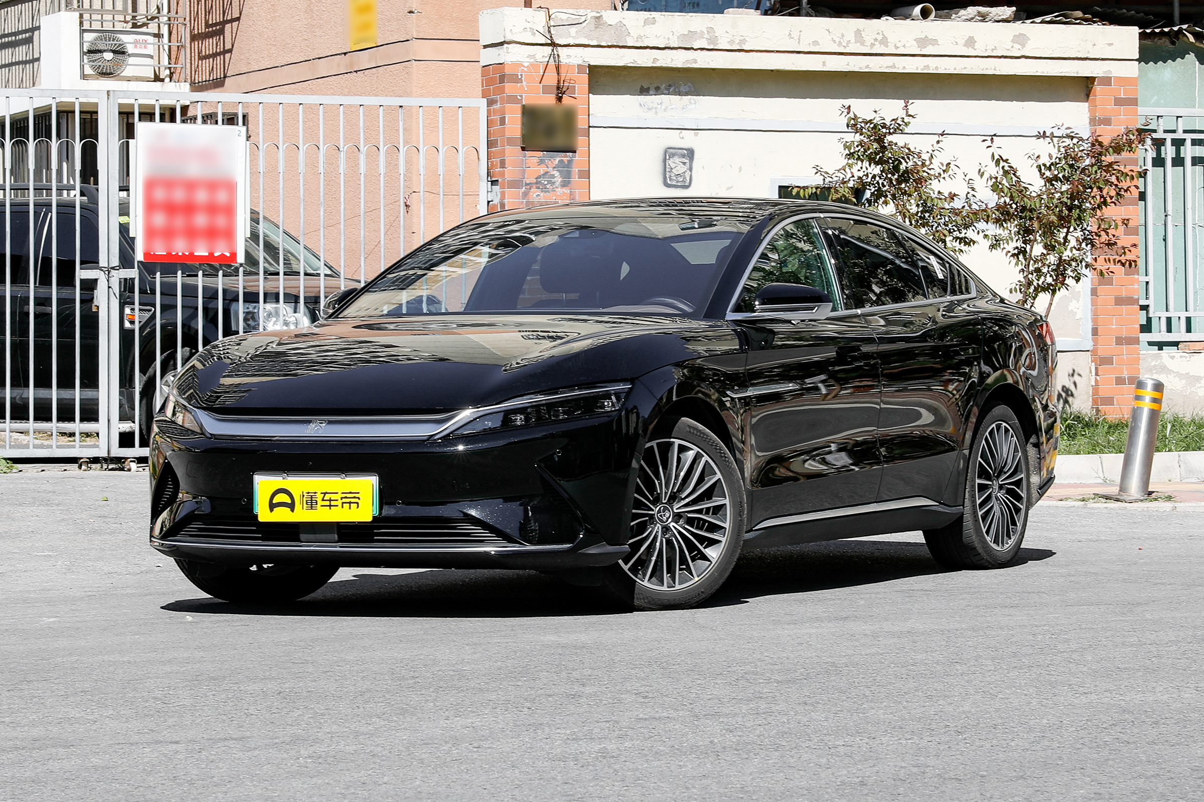 新车｜宝马纯电动3系开启国内路试！明年亮相，定价多少合适？