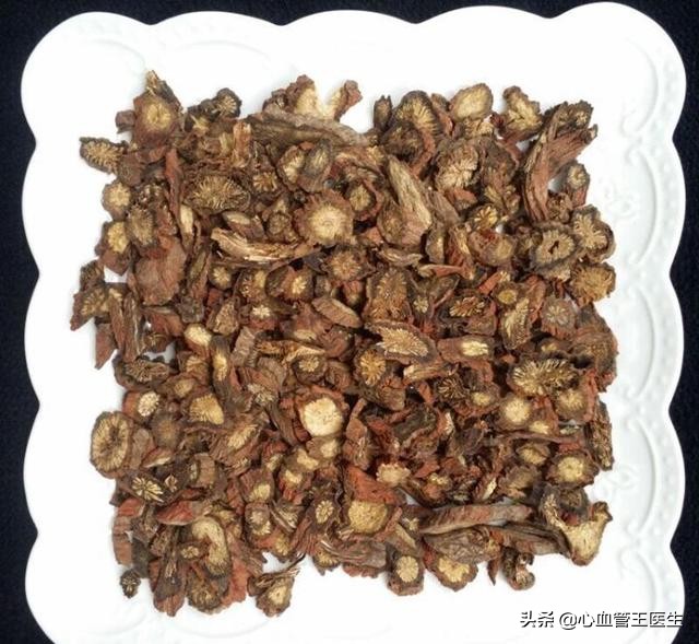 年大爷长期服用丹参片清理血管垃圾，为何还会发生心梗？