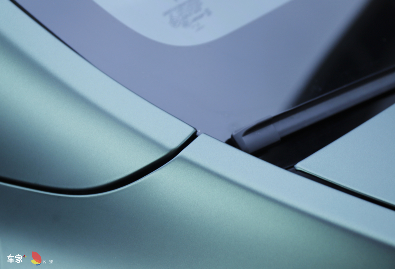 太喜欢这个颜色了，一张都没删，特斯拉ModelY 幽灵金属墨绿