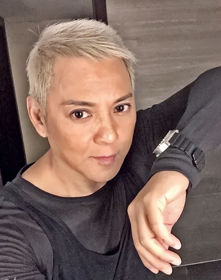 拥有“铜铃大眼”的10位男星，个个都是金刚眼，像开了大眼特效