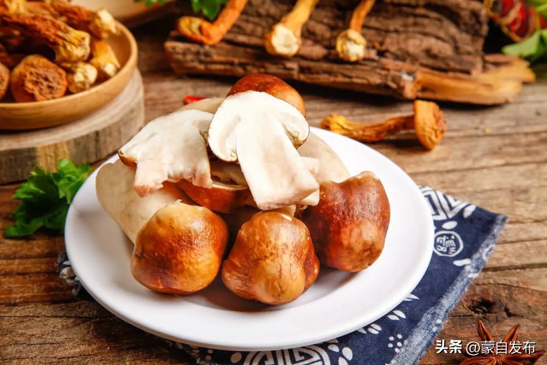 又到吃菌的季节啦！吃前速看→