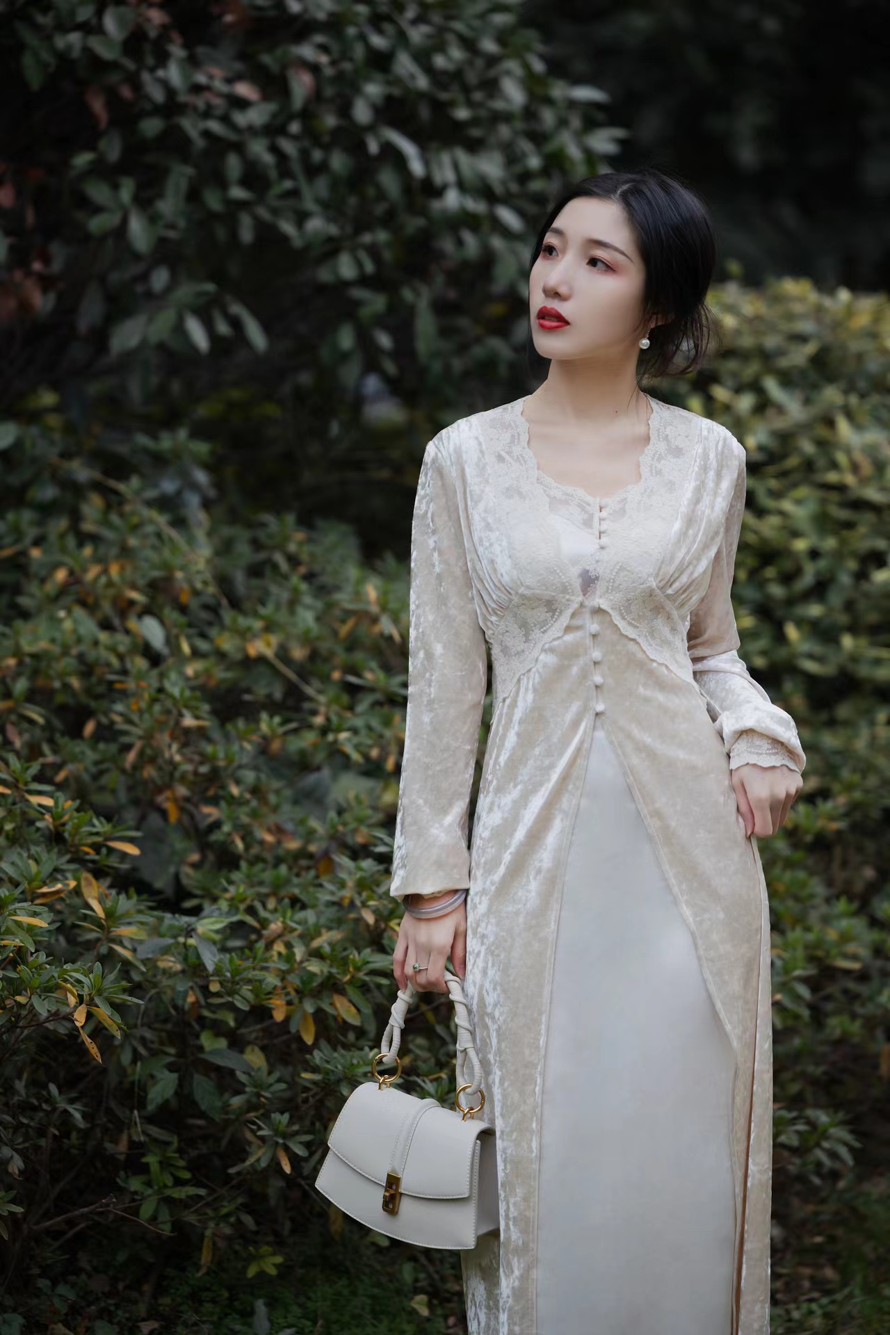 女生如何拍照才能更有氣質(zhì)？教你5個技巧，拍照氣質(zhì)的同時也很美