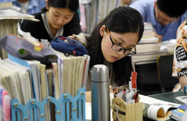 2022高考或有调整，部分学生将无缘高考，高三考生提前了解有好处