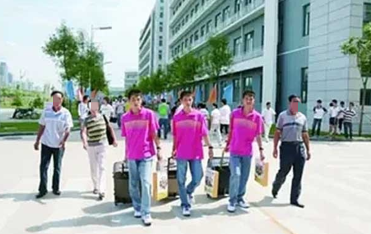 山东最励志三胞胎：分数连号同上211高校，11年后同一天举办婚礼