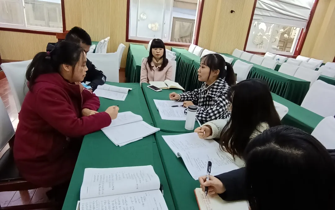 分享智慧 共促成长——白沙小学“班主任名师工作室”系列活动