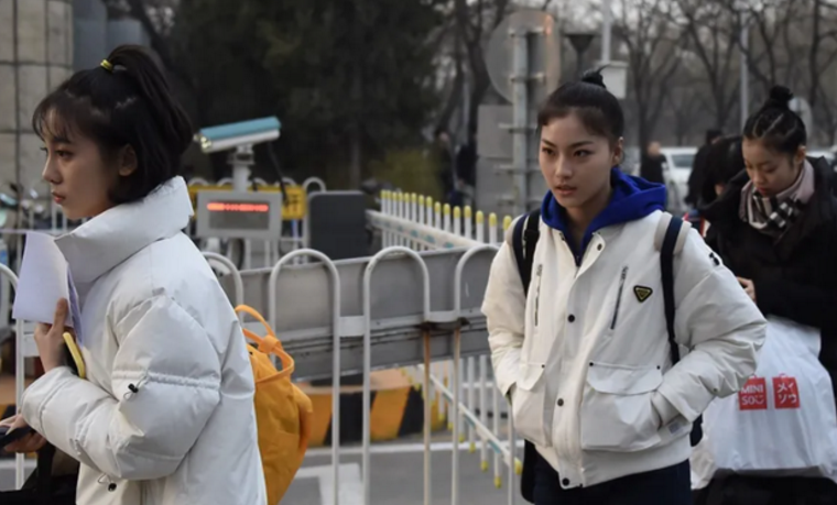 差“1cm”都不行！高考报考身高有硬指标，170cm的男生别轻易报考