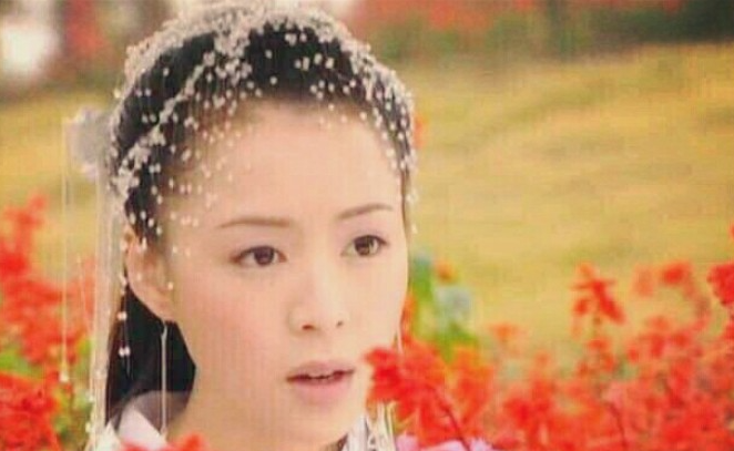 90年代别出心裁的古装造型：绒毛头，满天星，扇子头，渔网头