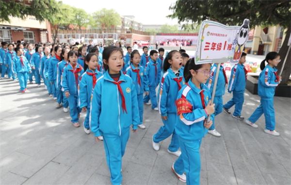 中小学2022放假时间确定，最长假44天，不补课的“神兽”怎么办