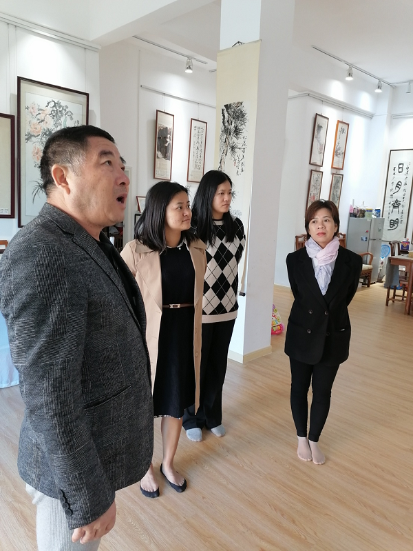 光明区新湖街道北岗村汉诗十三行基地举办名家书画作品展