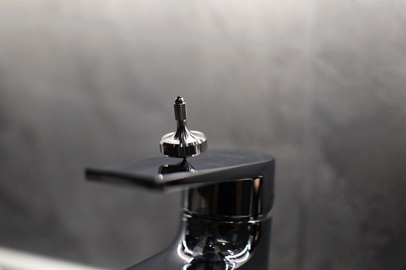 成人的玩具EDC 原色FEGVE定心手撵小陀螺+ 水晶陀螺盘