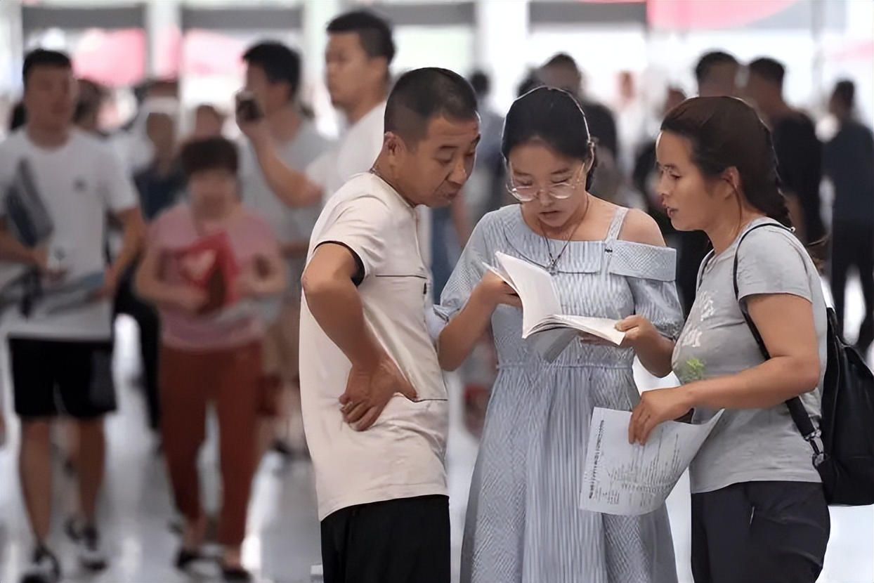 录取分数不高的3所轨道交通类大学，就业前景好，适合中等生选择