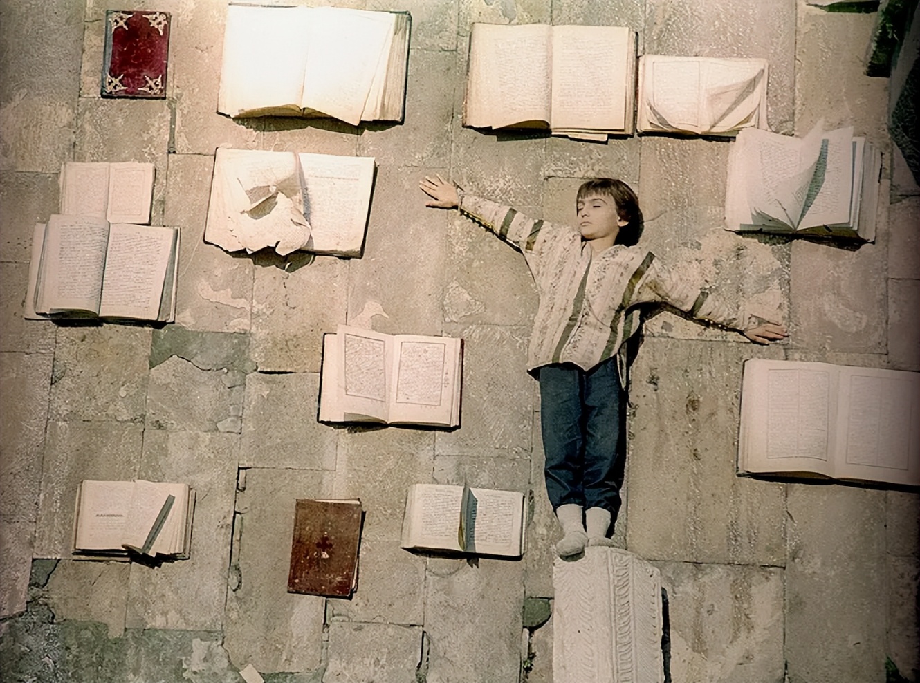 一部不存在的电影，评分却高达8.9分，评价观众超200人