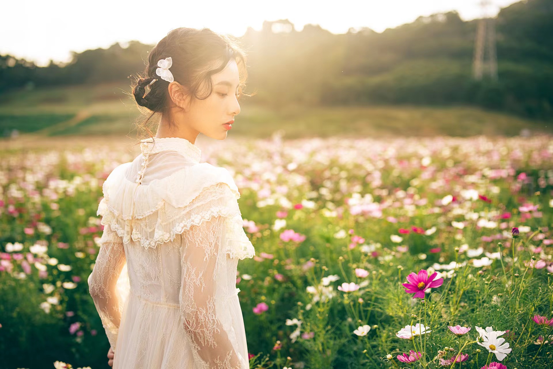 拍摄花海人像有技巧，掌握以下这几点，拍照花美人更美