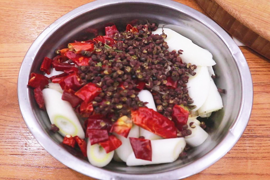 烧烤店最火的6道菜，道道经典解馋！在家就能做，花钱少还安全