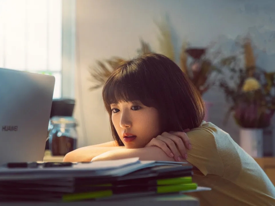 高颜值扎堆的大学专业，不需要文化课成绩太好，不毕业就能把钱赚