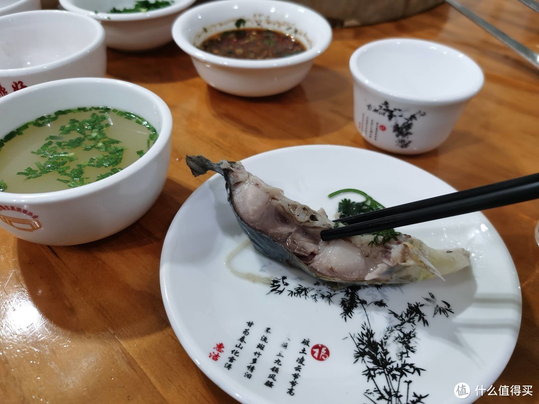 旅行就要边走边吃：舌尖上的昆明，盘点我在昆明吃到的各种美食