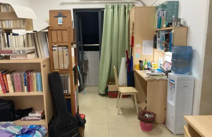 南京大学研究生 宿舍（大学生注意了）