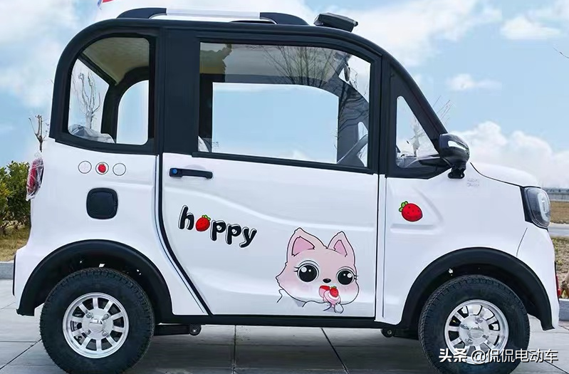 这2款微型四轮车,最低7500,外观低调奢华,配置高,续航远