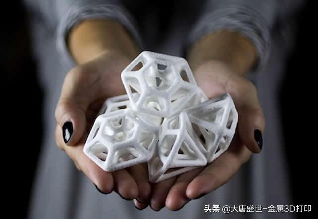 钜亮五金：数控加工实物的成型方法及其基本原理