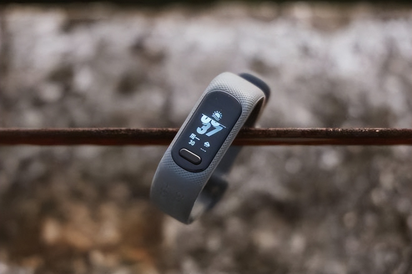 GarminSmart 5:星辰大海中与你同行的智能健康手环
