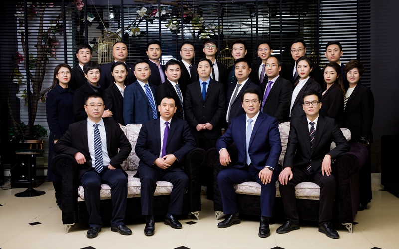 淮北书画艺术研究院书画名家送福进万家走进安徽安港律师事务所