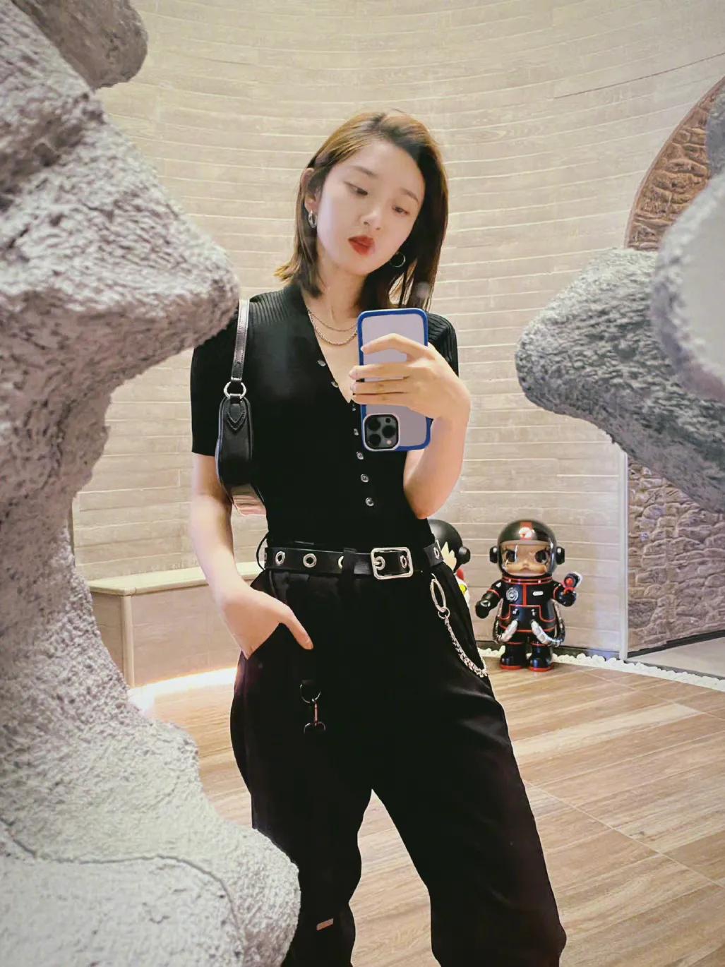 唐艺昕近期穿搭