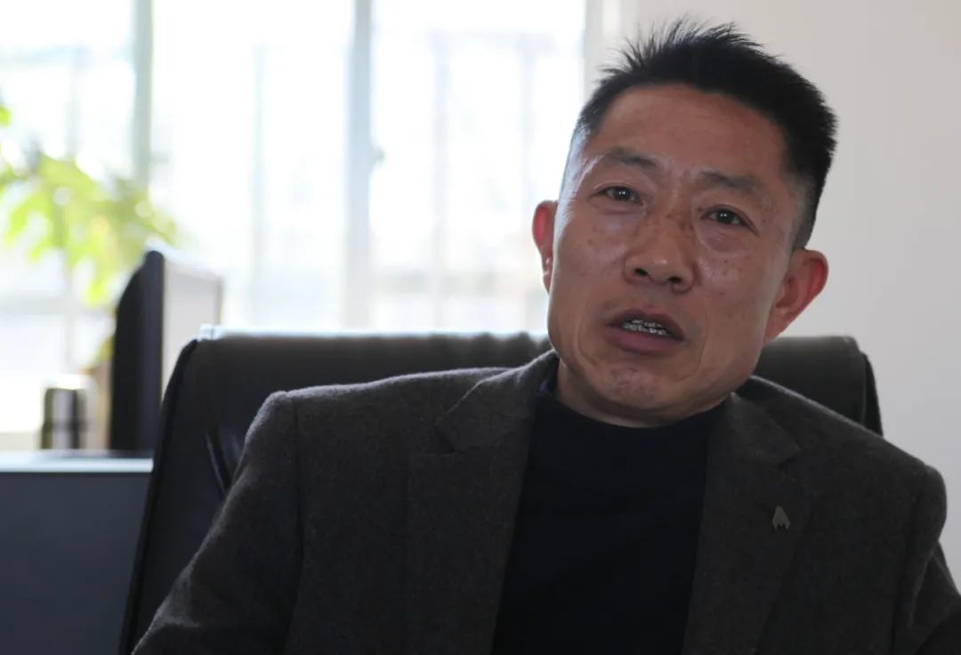 昆明市官渡區(qū)小板橋小學(xué)走出32名球員(圖4) 昆明市官渡區(qū)小板橋小學(xué)走出32名球員(圖4)