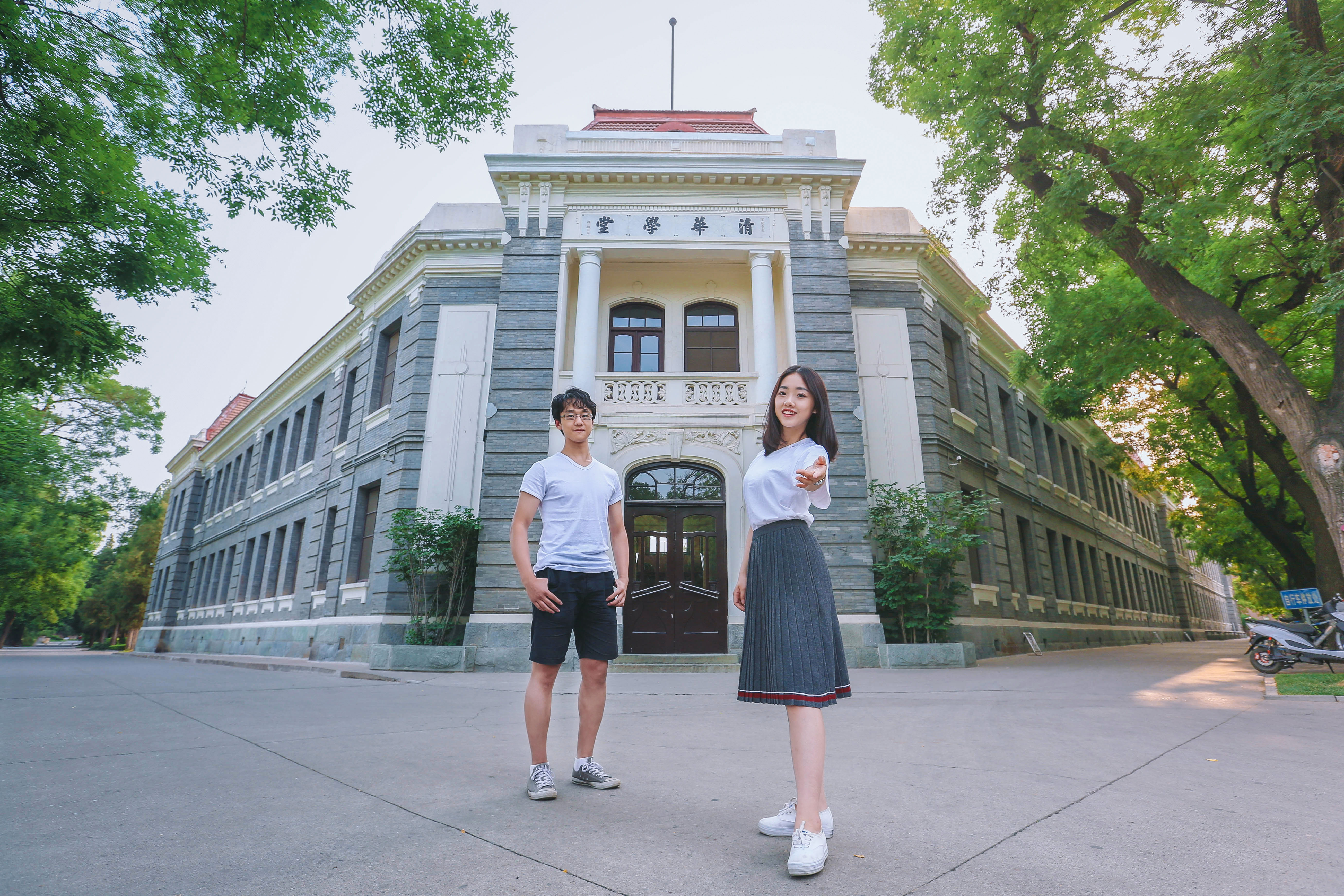 女大学生被指责为“捞女”，对话曝光尺度大，究竟谁对谁错？