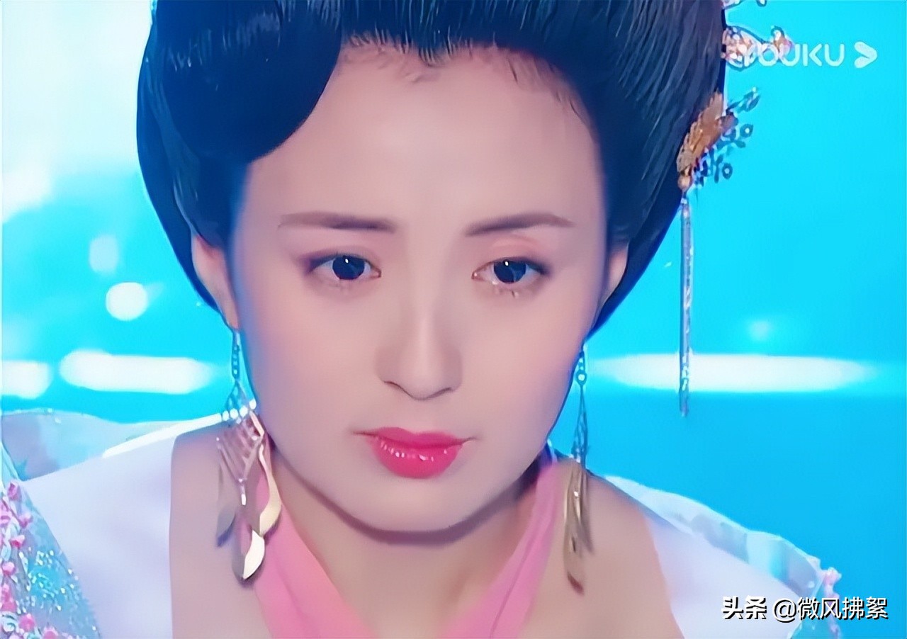 古装剧中的蛇蝎美人，化着最美的妆，做着最心狠手辣的事