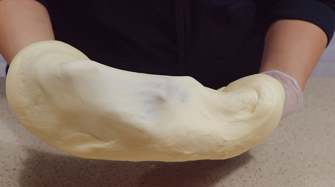 天气寒冷，碰到这面包，我绝不手软，包上大鸡腿，吃着真过瘾