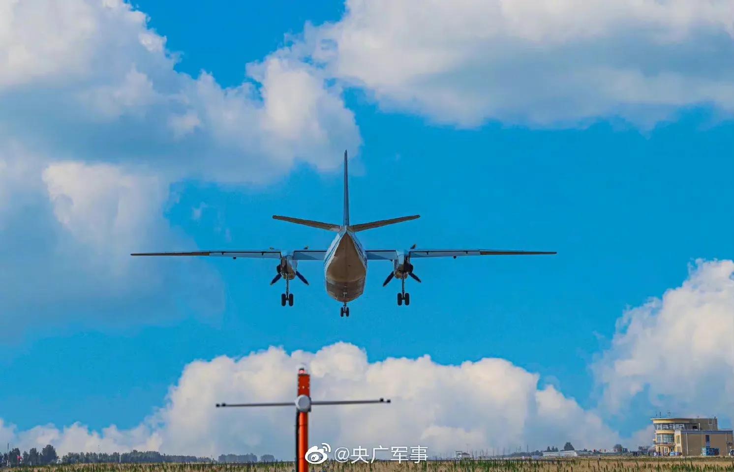 ���������һ��ƴͼ�������ع���7�Ž�ѵ�����й���ҹ����ƴ���