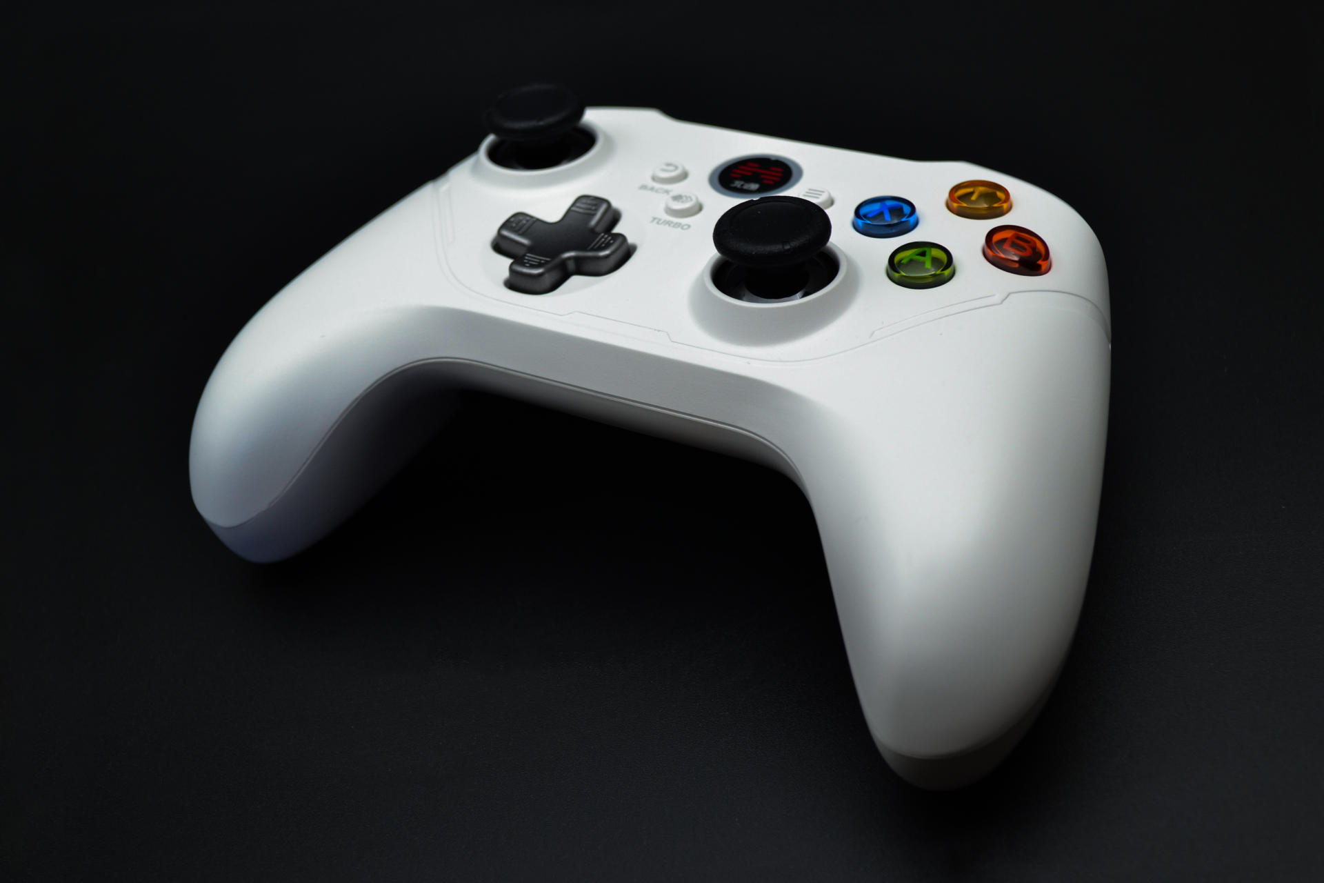 设计圈的颜值天花板 实用党的NO.1 北通阿修罗2 PRO 游戏手柄