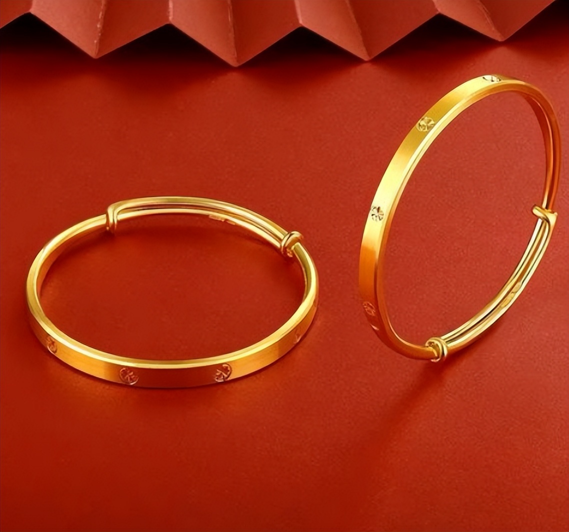 老凤祥黄金为啥那么贵(黄金手镯一般多少钱?购买的时候避开这几点)