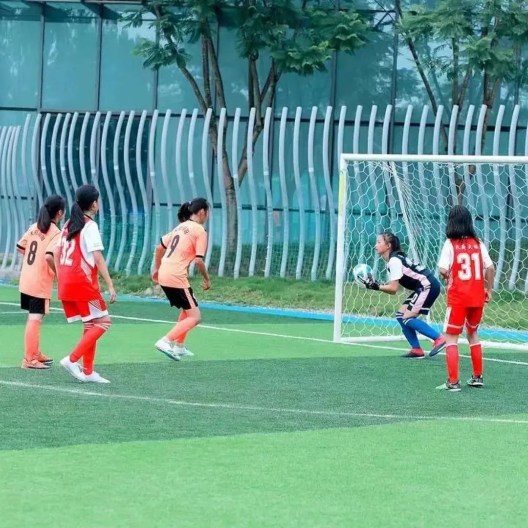 大林小学参加2022年第二届“天府杯”校园足球总决赛取得优异成绩