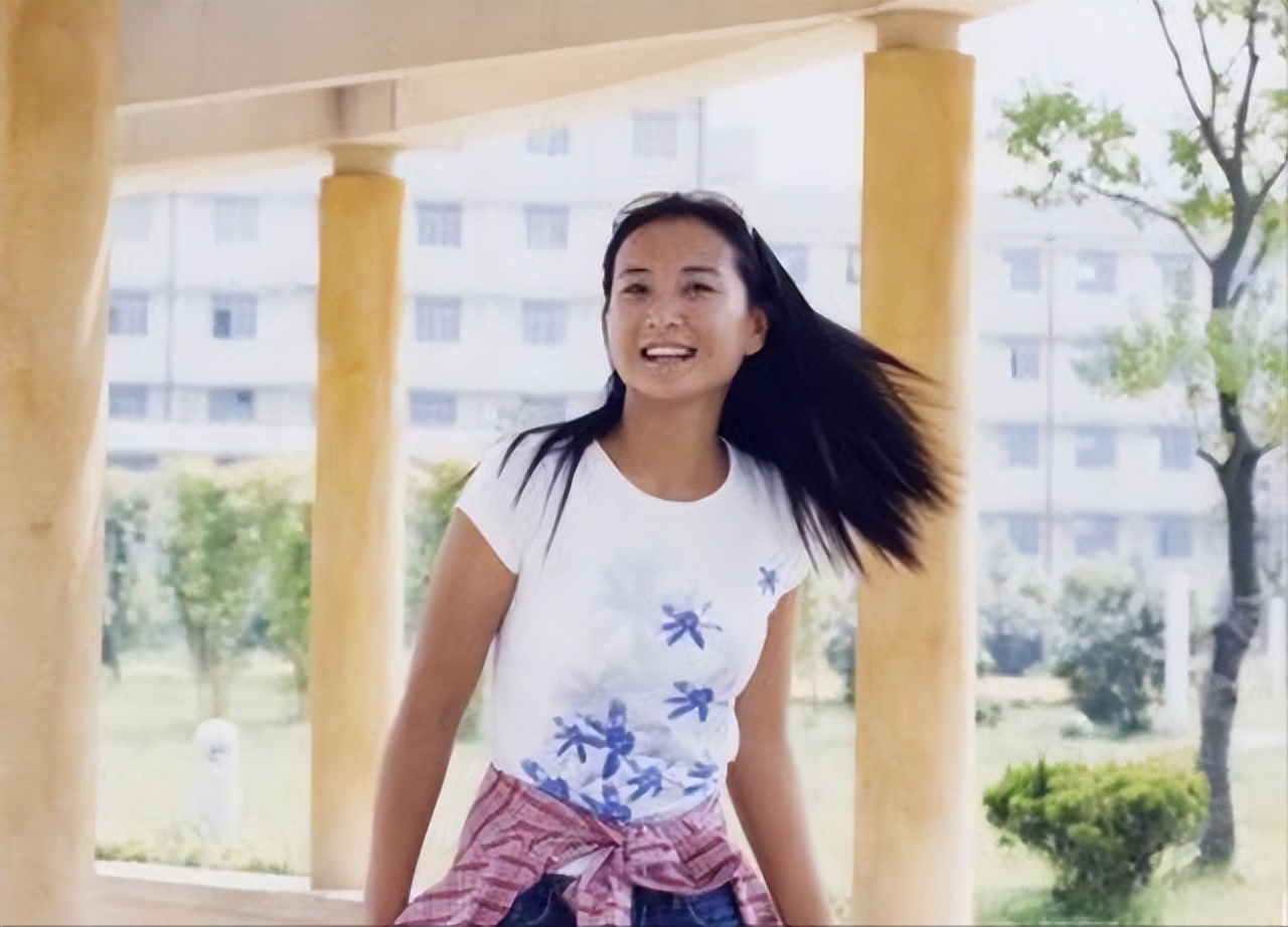 贾玲父亲贾文田:始终走不出丧妻之痛,我最对不起的是女儿贾丹