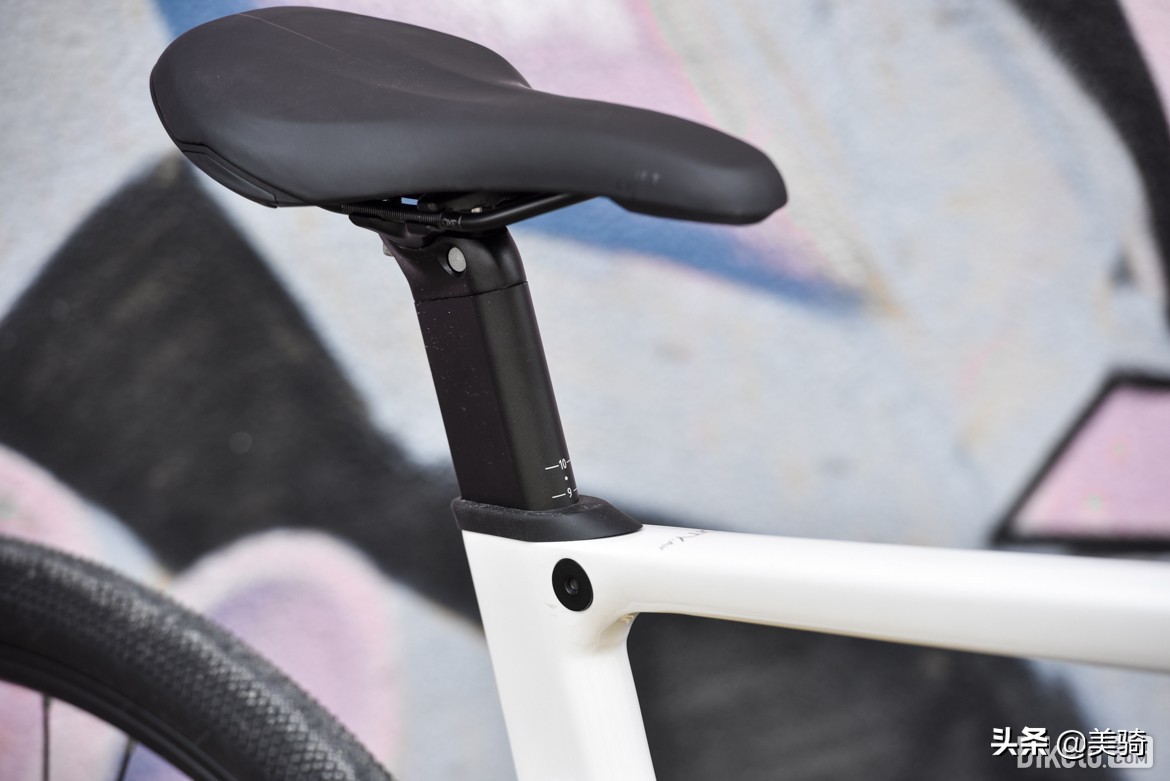 极简科技美学 引领都市出行新潮流 原机CITY.Air电助力城市车