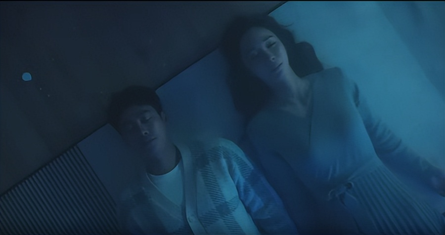 豆瓣8.8分都嫌低，饱受霸凌的少年撑起整部剧，不忍看第二遍