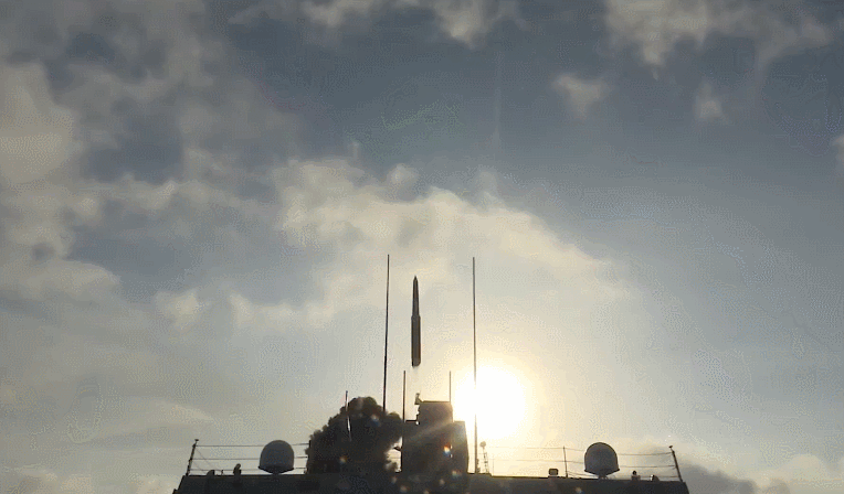 ��ר�ң����Բ��ɵ͹���½�ո�̨��ľ��ģ�������ѡ����û�п�ս