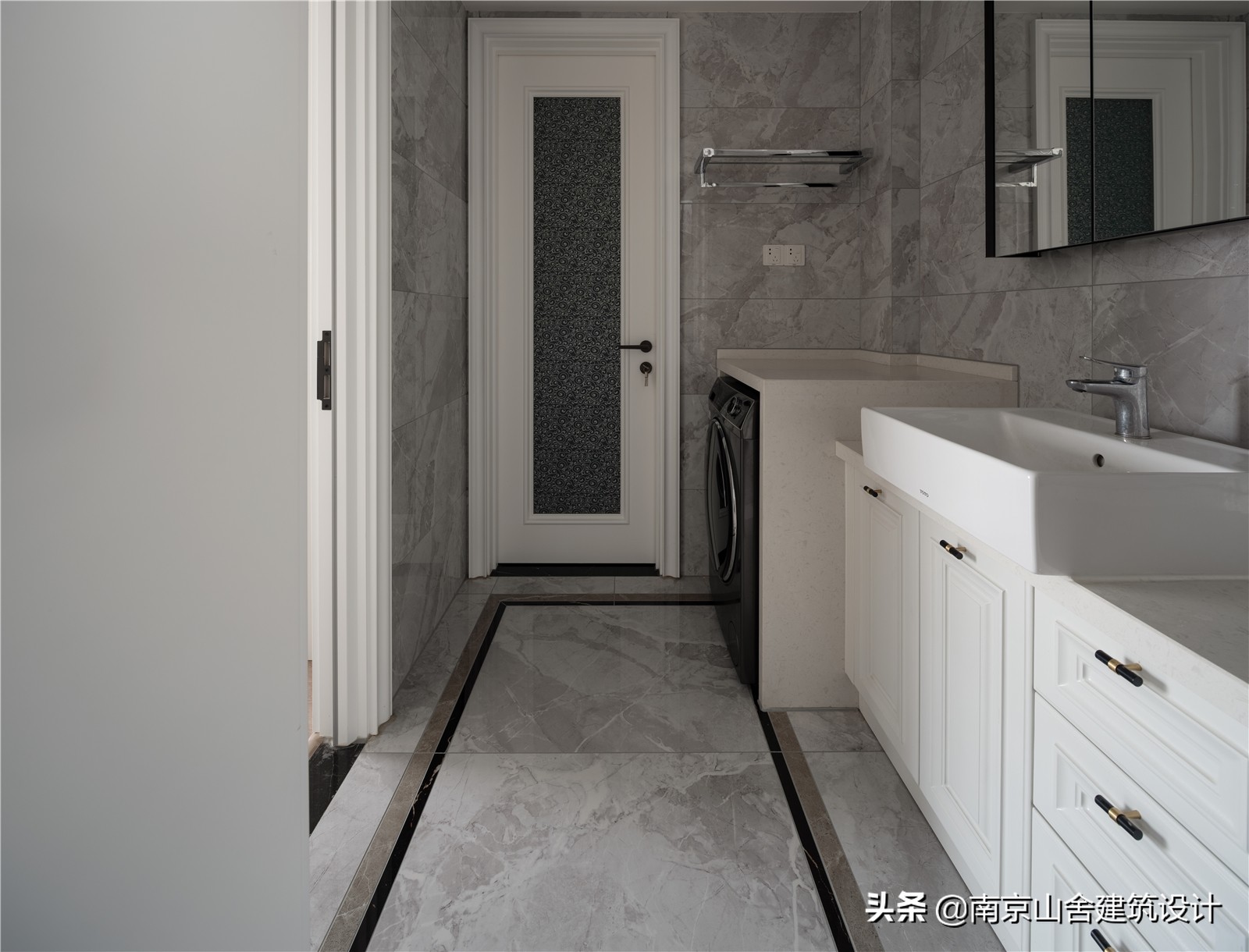 年龄差 | 四平八稳的现代美式