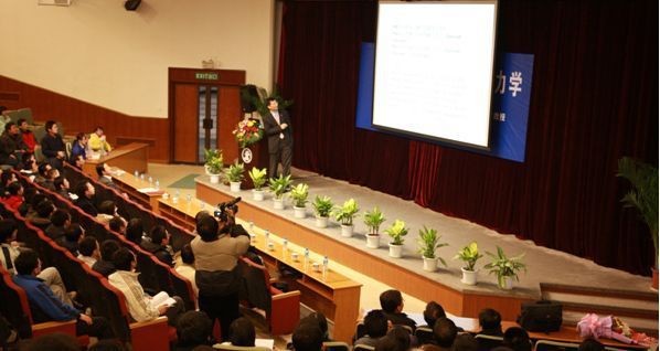 当代苏秦高华健：培养出20位海归博士，被美国纳入危险限制名单