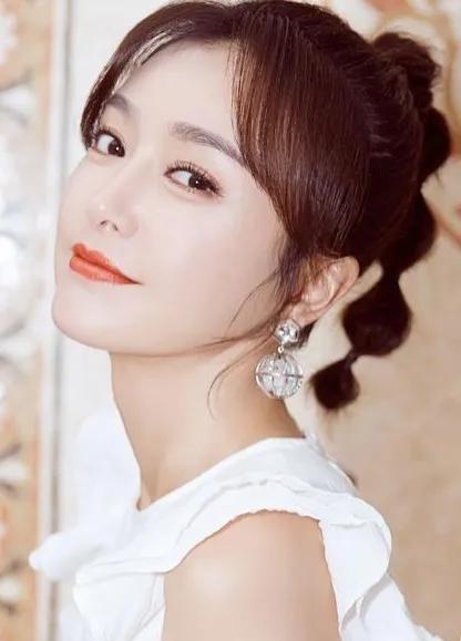 她的一滴泪 天上一颗星