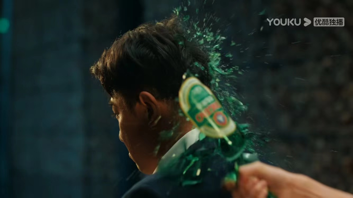 女心理师：被上司醉酒性侵的李薇，穿着暴露，是原罪还是借口？