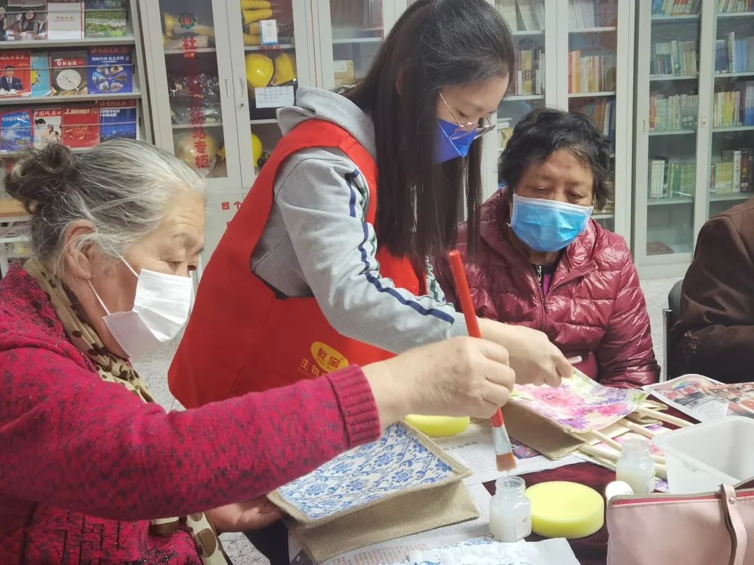 「三八节快乐」北京市慈善义工联合会义工服务队开展各项主题活动