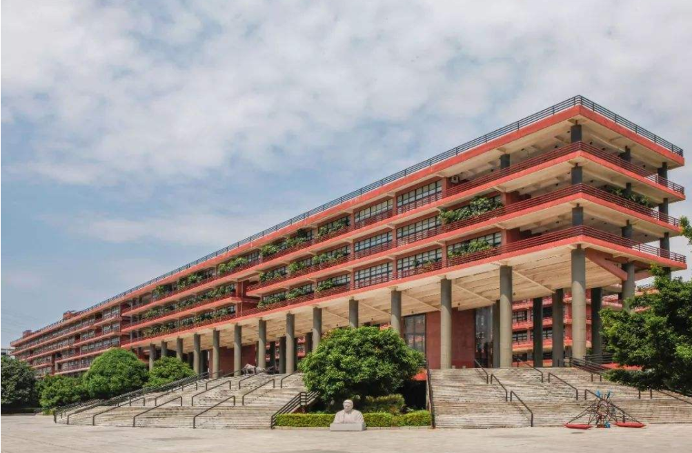 8大美院校园风光大PK，国美、川美最有特色，你最想上哪一个？