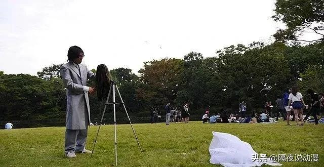 他是“右手女友”的创造者！单身一人，却活出情侣热恋时的幸福感