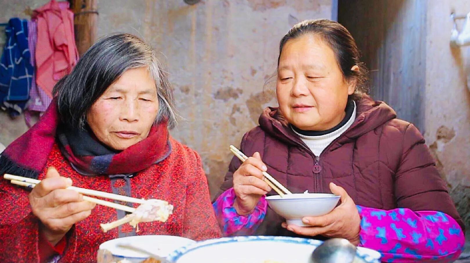 七绝《父母情》三首