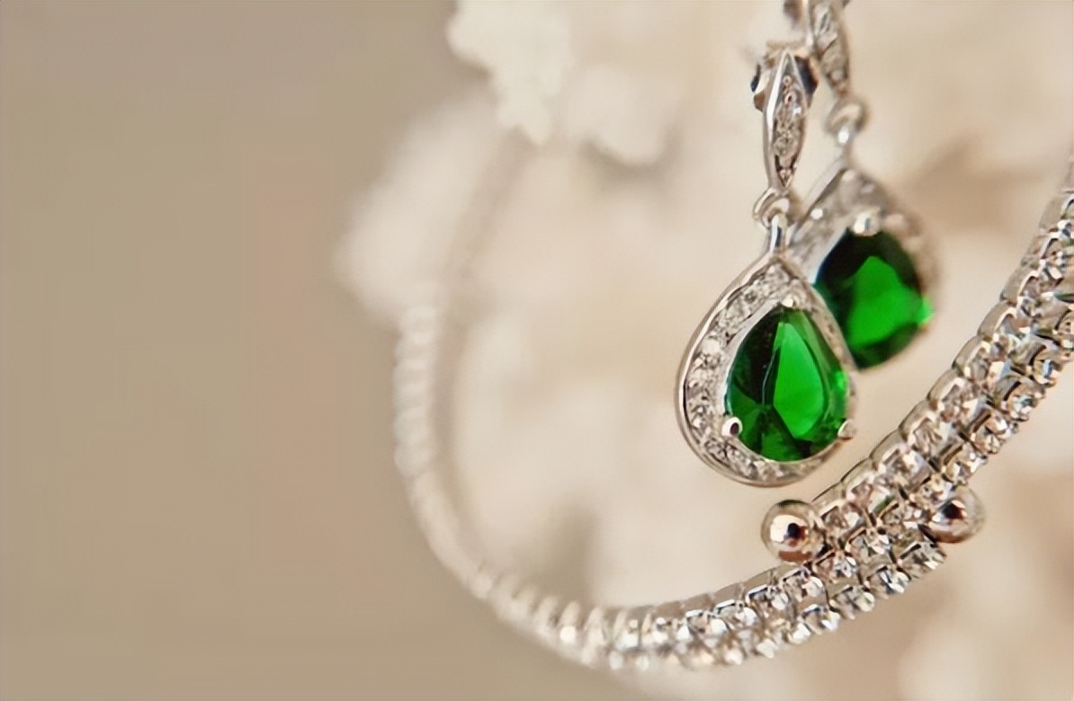 3招教你挑结婚珠宝，学完婚礼穿搭稳赢了